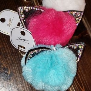 🐱🐈Kitty Cat Pom Pom Key Chains!!!!!🐱🐈